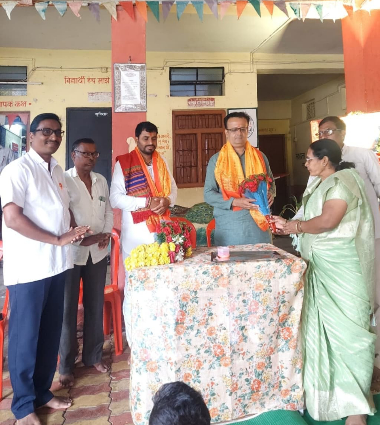 गुरुदेव विद्यालय – छायाचित्र 2